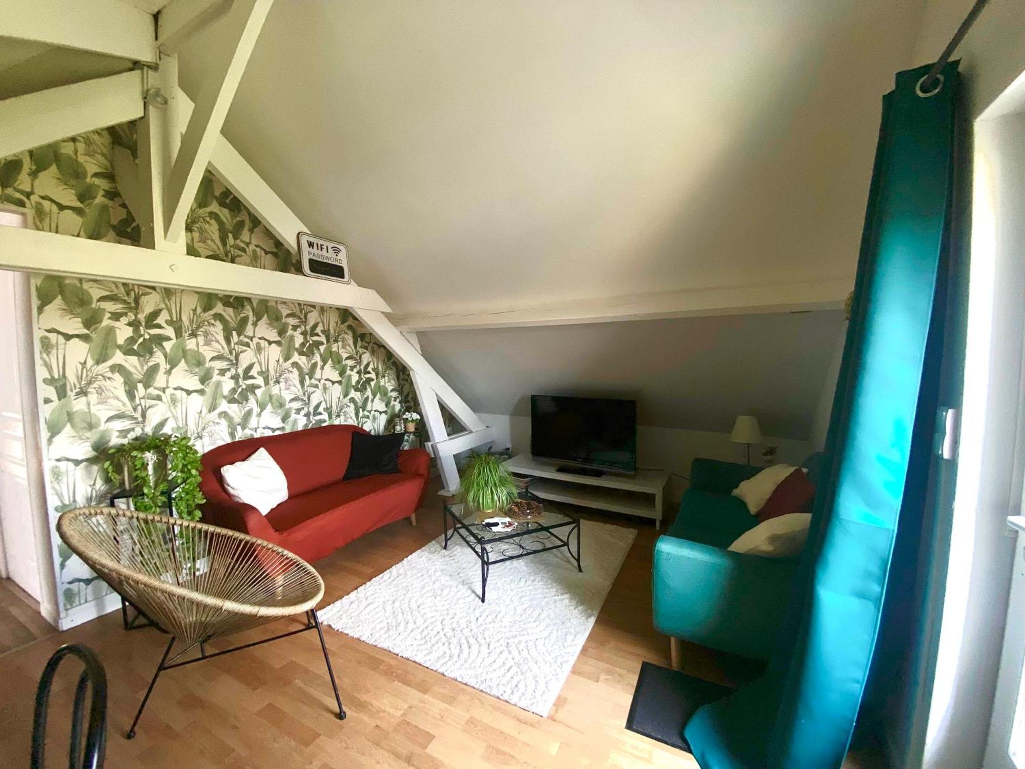 Une Ambiance Cosy Avec Jardin Privatif Nassandres Bagian luar foto